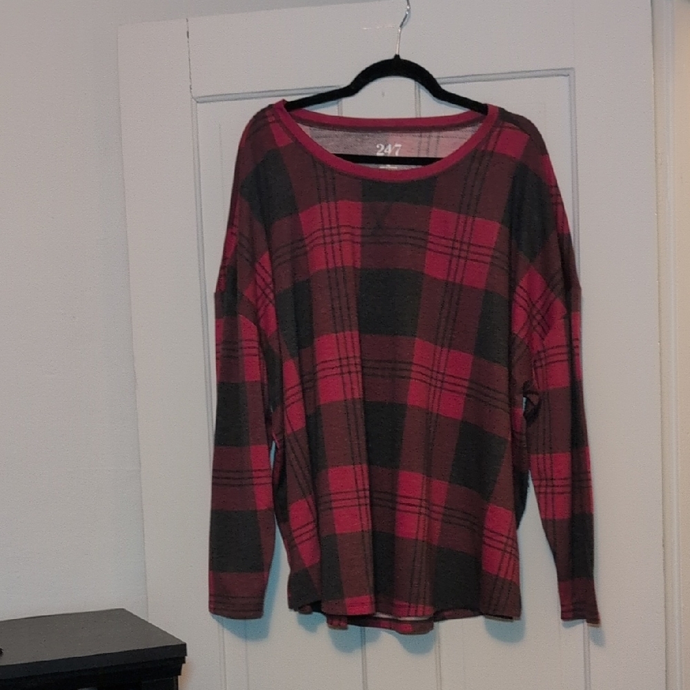 Maurices Pink and Black Checkered Long Sleeve Tee